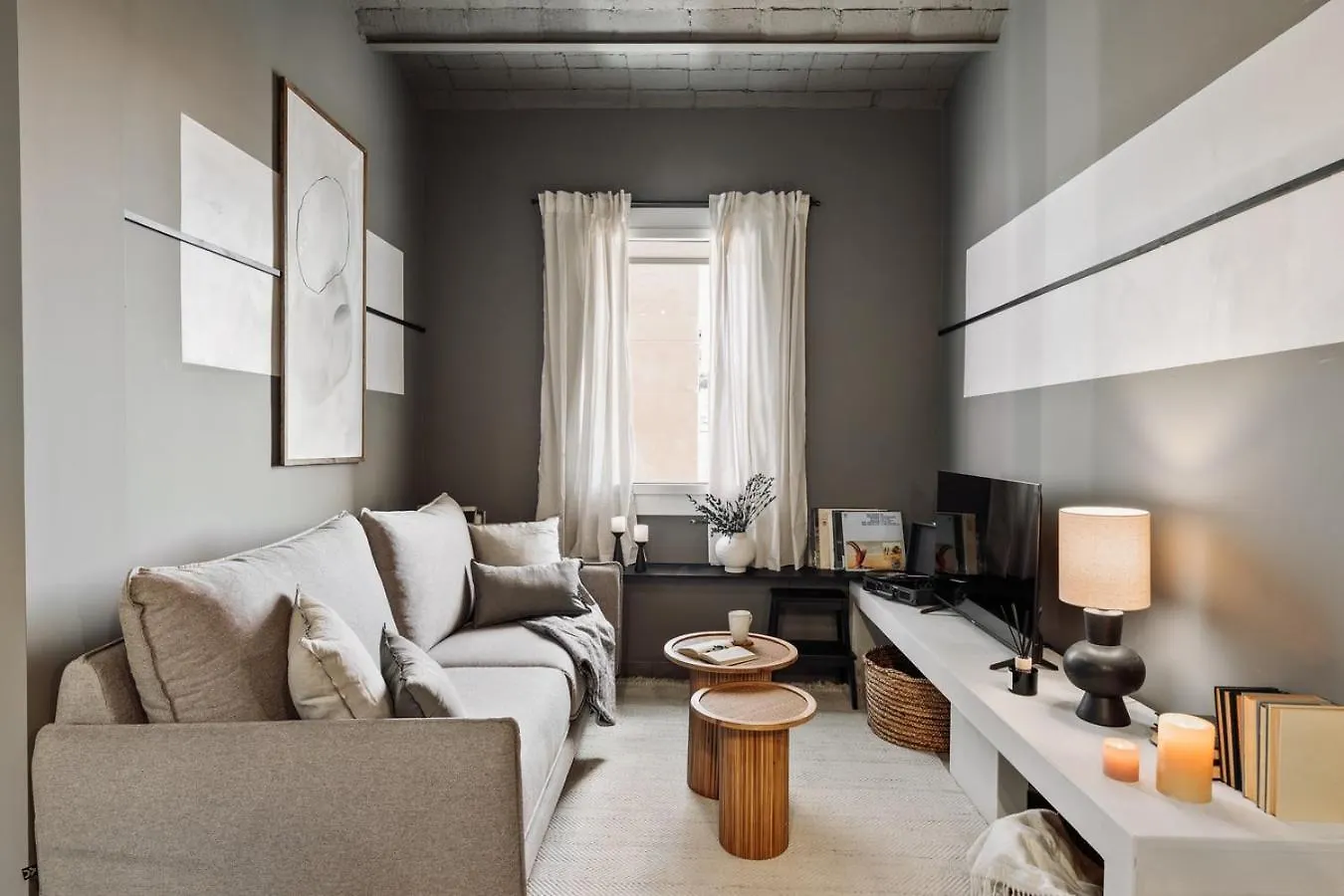 Pirineu - 2 Bedrooms In Sant Gervasi Barcelona Lägenhet