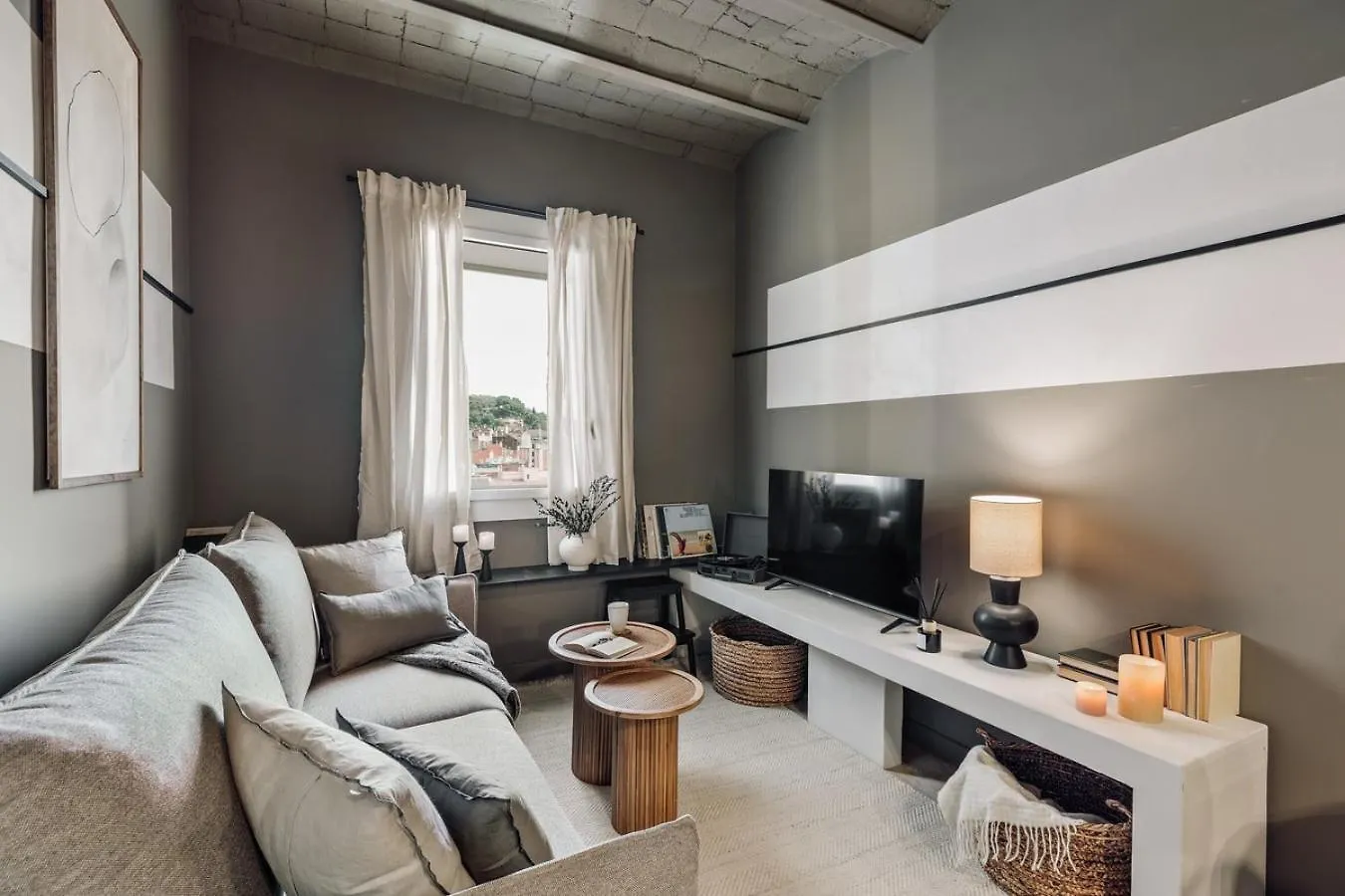 Lägenhet Pirineu - 2 Bedrooms In Sant Gervasi Barcelona