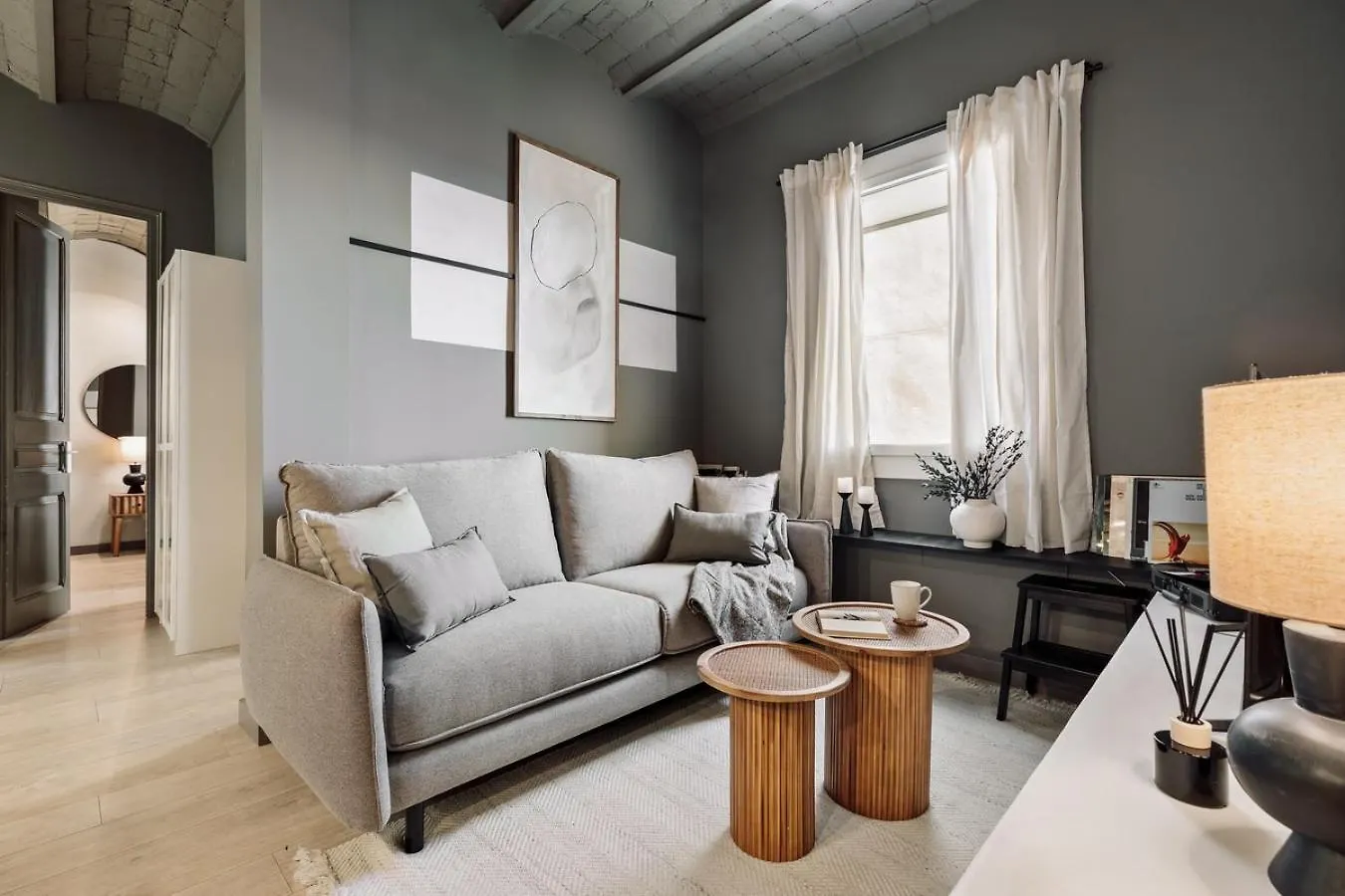 Pirineu - 2 Bedrooms In Sant Gervasi Barcelona